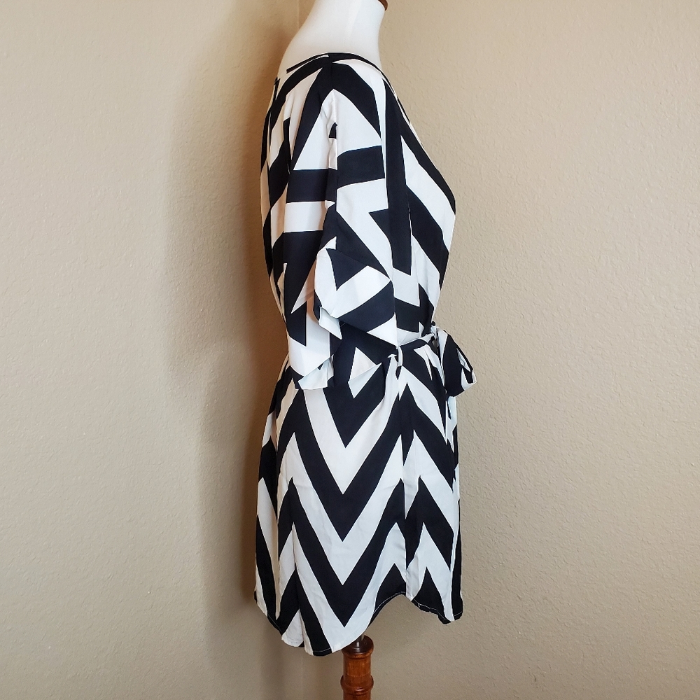 Modcloth Medium Format Memory Tunic In Chevron - image 4
